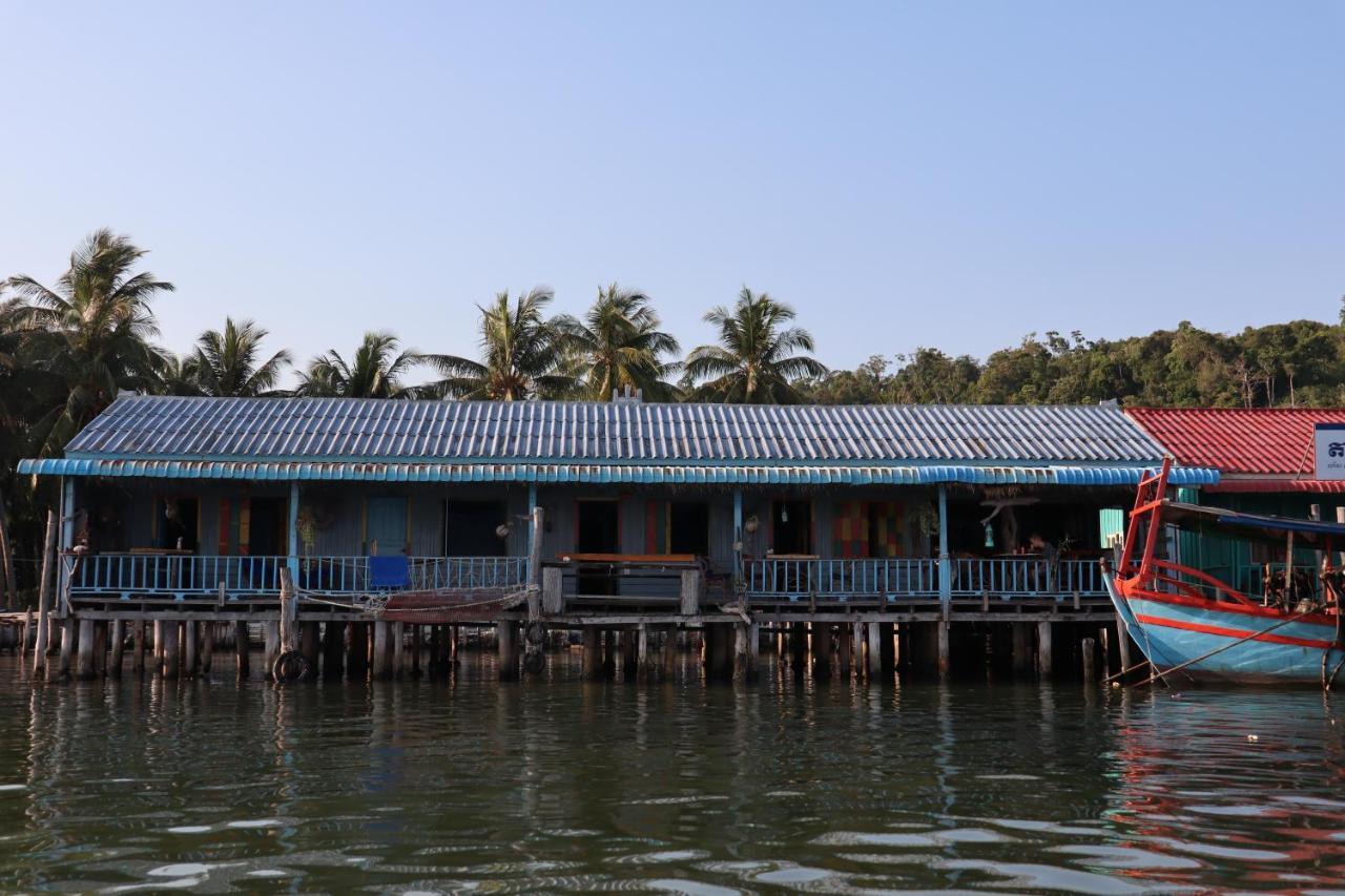 Firefly Guesthouse Prek Svay Village Exteriör bild