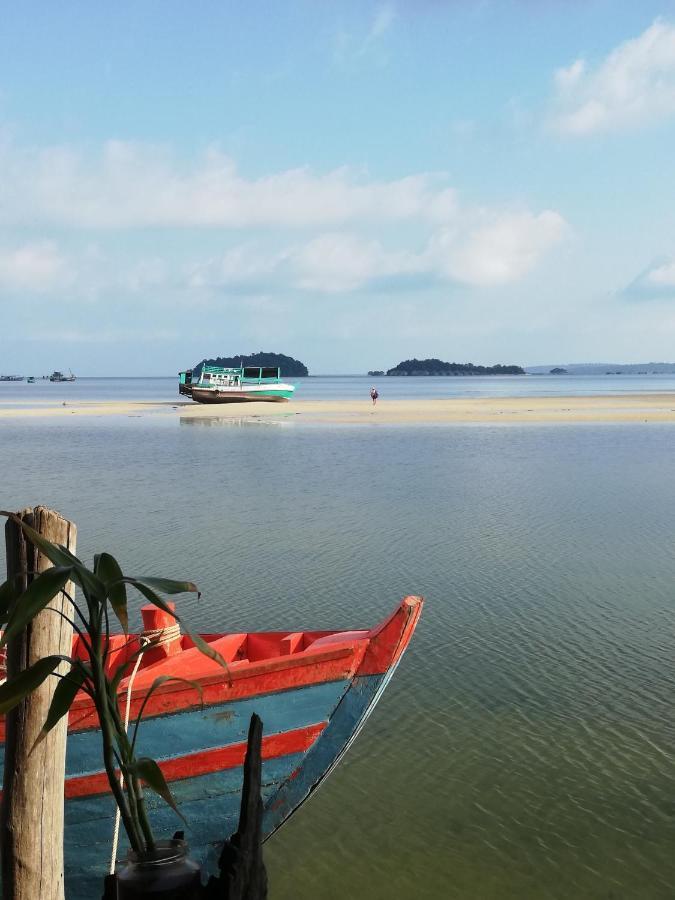 Firefly Guesthouse Prek Svay Village Exteriör bild